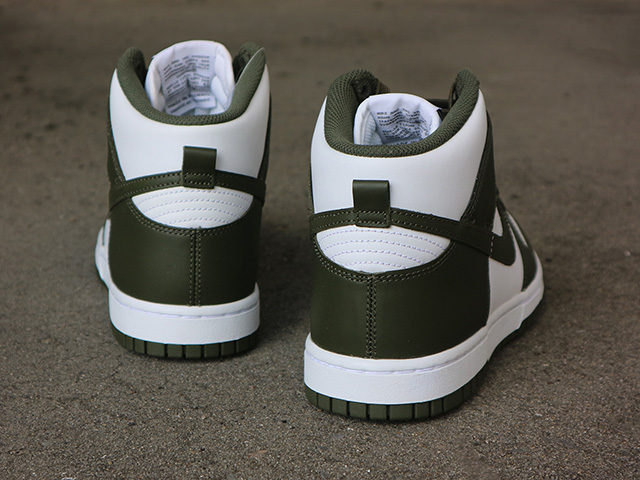 DUNK HI RETRO “WHITE/CARGO KHAKI”01