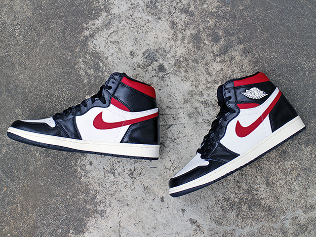 AIR JORDAN 1 RETRO HIGH OG “BLACK/GYM RED-WHITE-SAIL”01