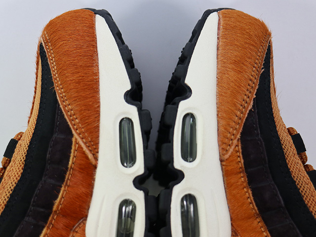 WMNS AIR MAX 95 LX AA1103-200-yelllow - 9
