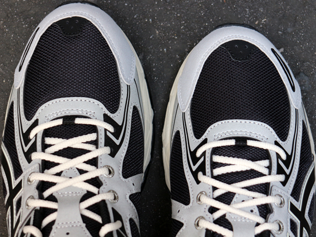 ASICS GEL-VENTURE 6 “BLACK/SILVER”01
