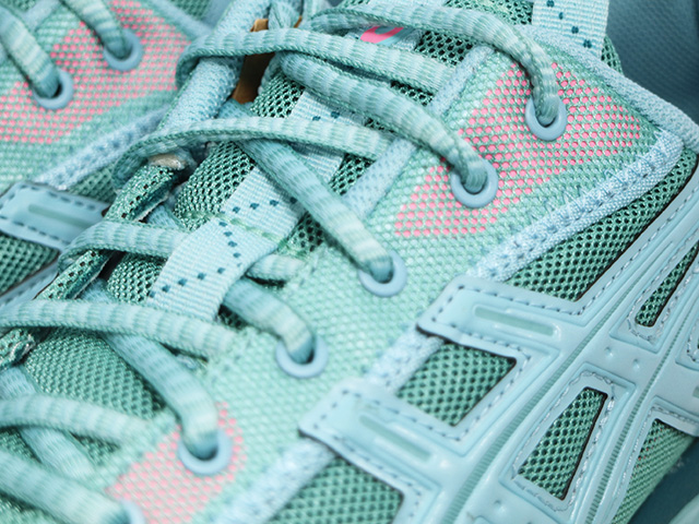 WMNS UB2-S GEL-1130 1202A191-300 - 4