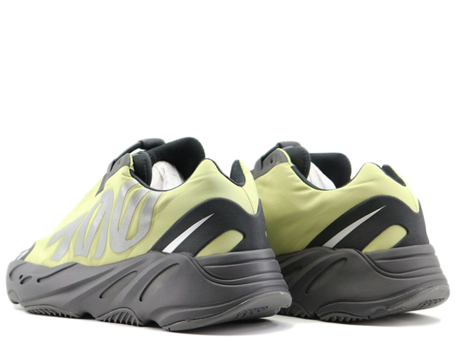 YEEZY BOOST 700 MNVN GW9525 - 3