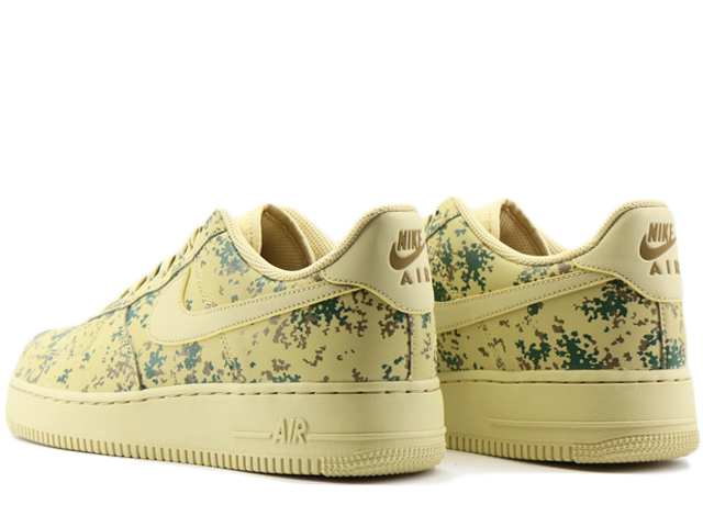 AIR FORCE 1 07 LV8 823511-700 - 3