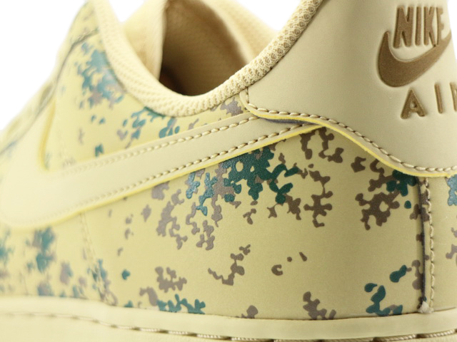 AIR FORCE 1 07 LV8 823511-700 - 4