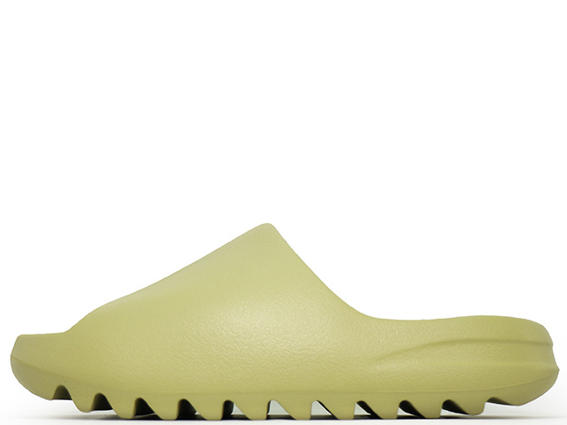 YEEZY SLIDE