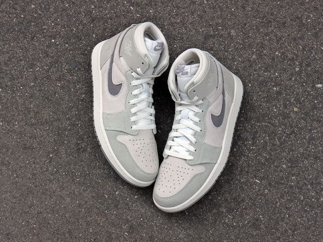 AIR JORDAN 1 ZOOM CMFT 2 “PARTICLE GREY”01