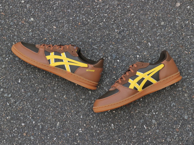 ASICS SPORTS STYLE SKYHAND OG “BLACK COFFEE”01