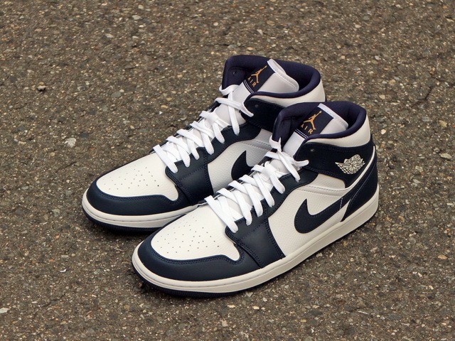 AIR JORDAN 1 MID “WHITE/METALLIC GOLD-OBSIDIAN”01
