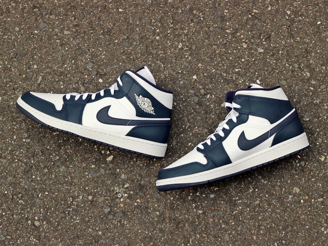 AIR JORDAN 1 MID “WHITE/METALLIC GOLD-OBSIDIAN”01