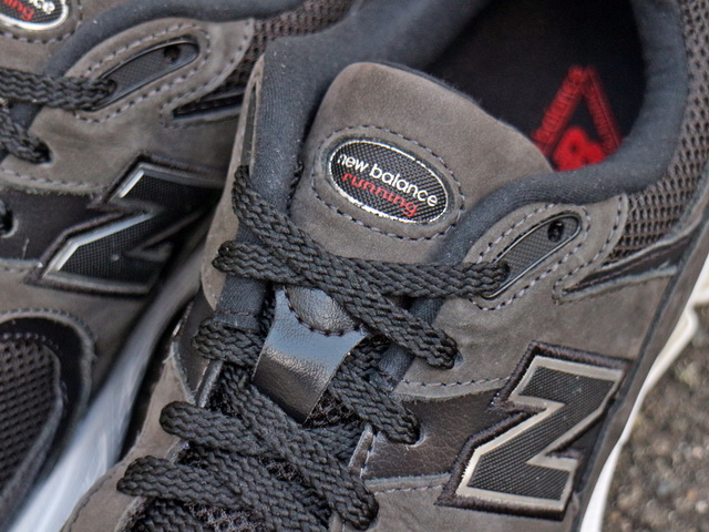 ML2002 RB “BLACK/GREY”01
