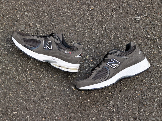 ML2002 RB “BLACK/GREY”01