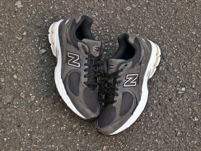 ML2002 RB “BLACK/GREY”01