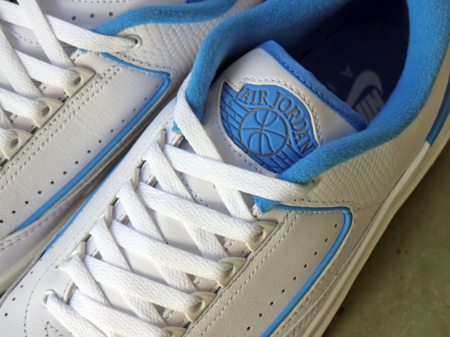 AIR JORDAN 2 RETRO LOW “UNC”01