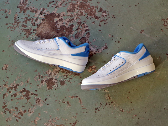 AIR JORDAN 2 RETRO LOW “UNC”01