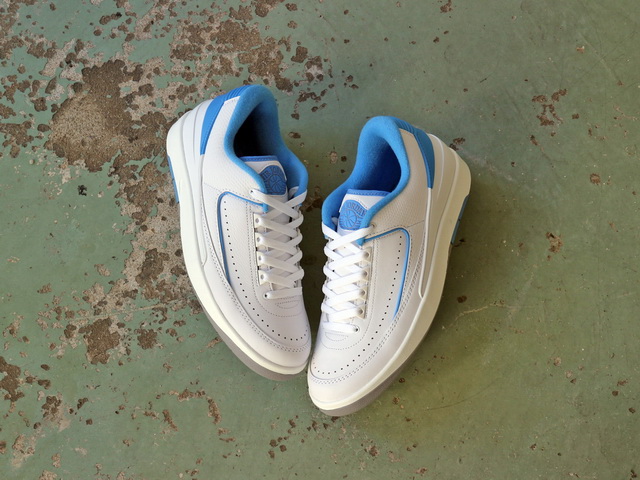 AIR JORDAN 2 RETRO LOW “UNC”01