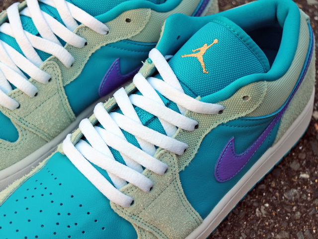 AIR JORDAN 1 LOW SE “PISTACHIO FROST”01