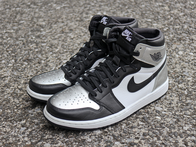 WMNS AIR JORDAN 1 HIGH OG “SILVER TOE”01