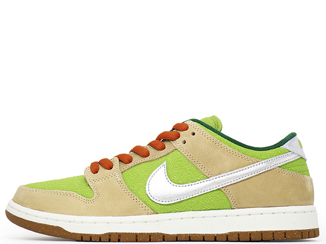SB DUNK LOW PRO WC