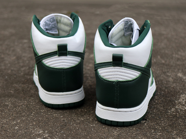 DUNK HI SP “PRO GREEN”01
