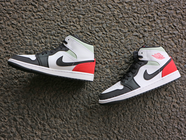 AIR JORDAN 1 MID SE “RED BLACK TOE 2024”01