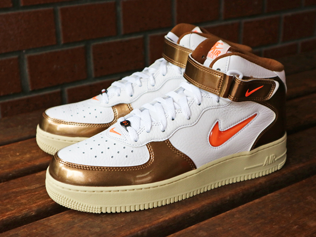 AIR FORCE 1 MID QS “ALE BROWN”01