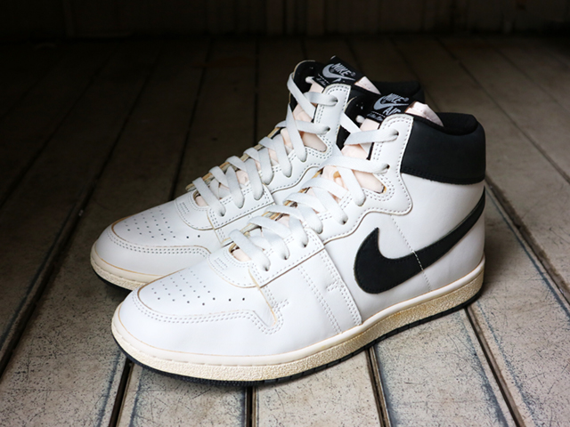 AIR SHIP PE SP “A MA MANIERE”SUMMIT WHITE/BLACK01