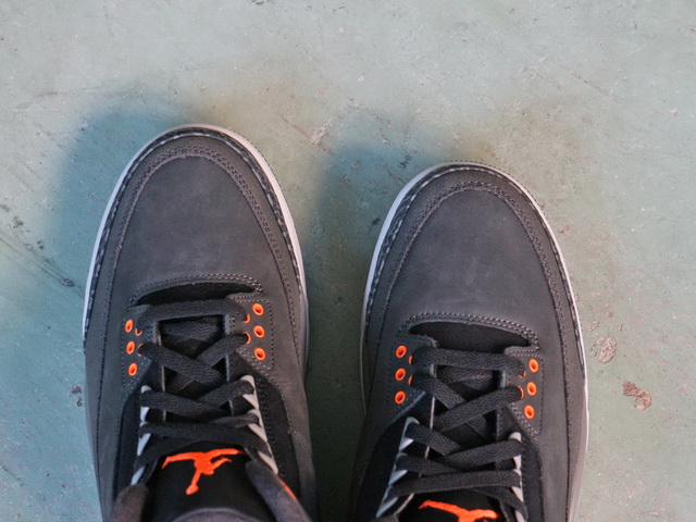 AIR JORDAN 3 RETRO “FEAR 2023”01