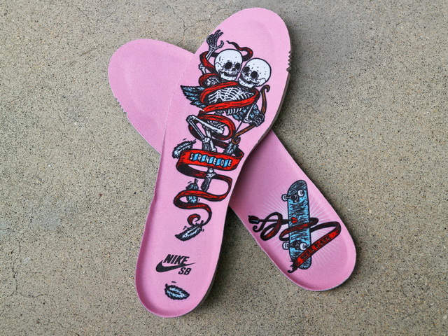 SB DUNK LOW PRO QS “STRANGE LOVE”01