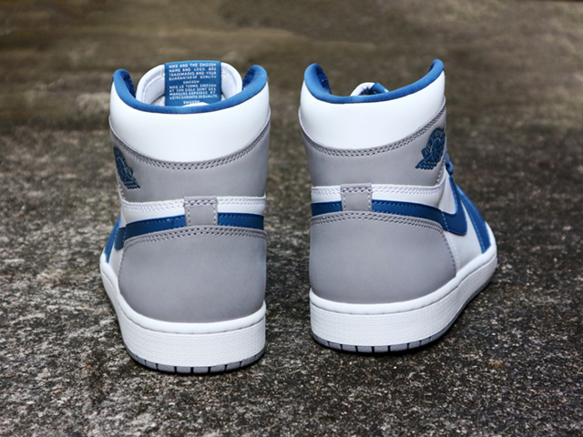 AIR JORDAN 1 RETRO HIGH OG “TRUE BLUE”01