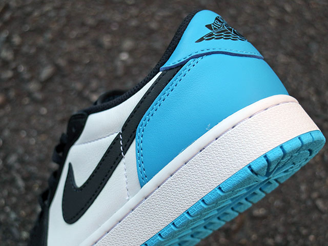 AIR JORDAN 1 LOW OG “POWDER BLUE”01