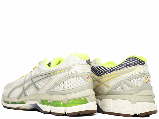 GEL-KAYANO 20 1203A621-201 - 3