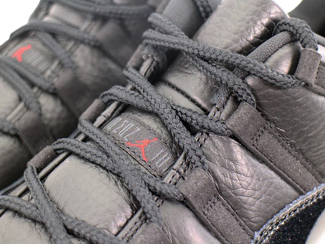 AIR JORDAN 11 RETRO LOW AV2187-001 - 4