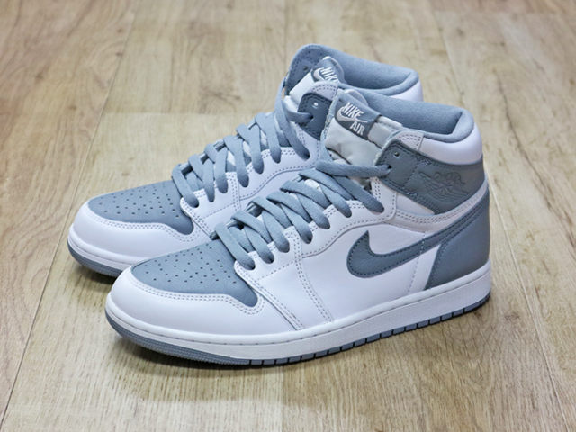 AIR JORDAN 1 RETRO HIGH OG “GOAT”01