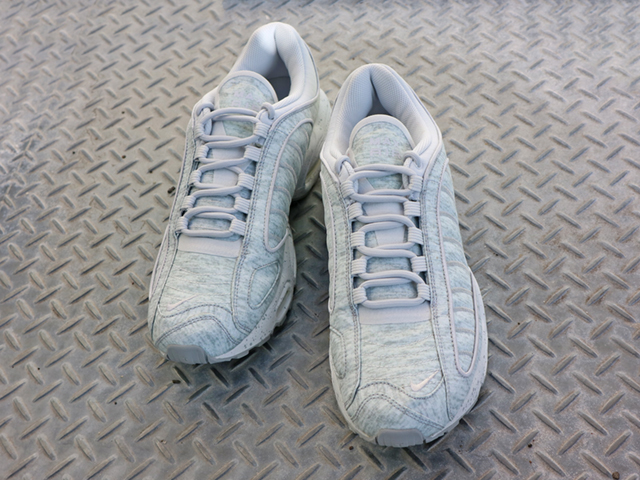 AIR MAX TAILWIND 4 SP “GEYSER GREY”01