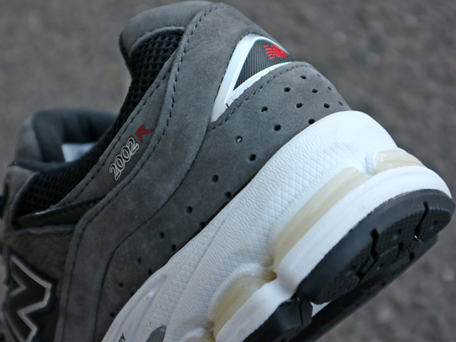 ML2002RB “BLACK/GREY”01