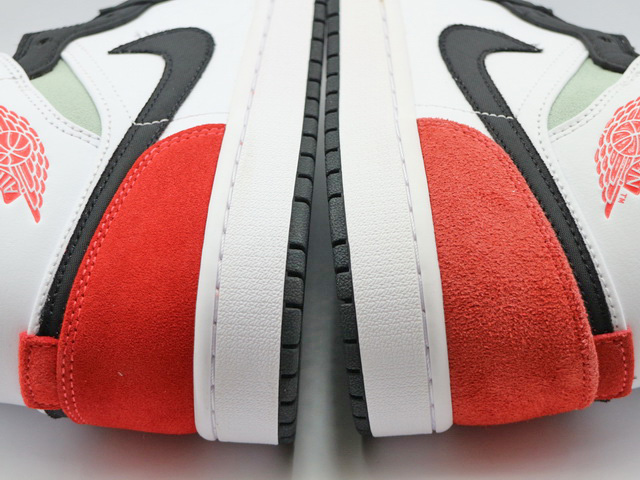AIR JORDAN 1 MID SE 852542-100-b - 7
