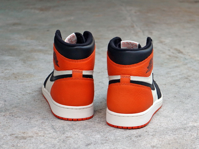 AIR JORDAN 1 RETRO HIGH OG “SHATTERED BACKBOARD 2015”01