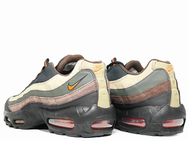 靴 Nike Air Max 95 s-l400.jpg