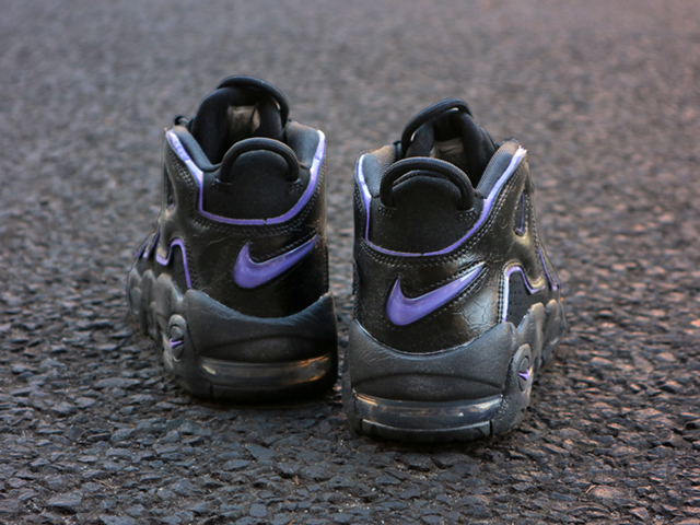 AIR MORE UPTEMPO (GS) BLACK/ACTION GRAPE01