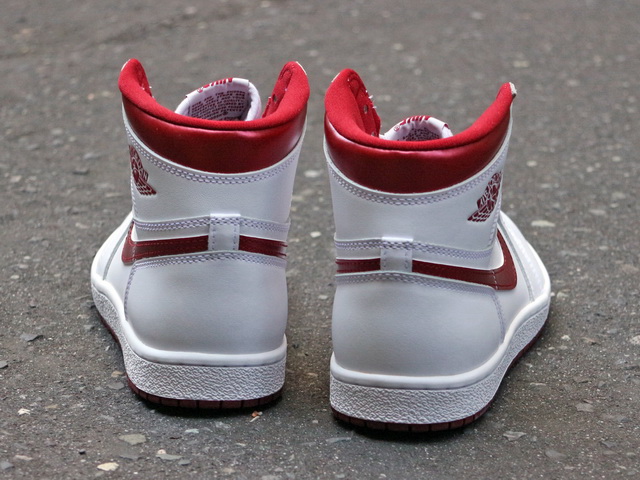 AIR JORDAN 1 HI 85 “WHITE/TEAM RED”01