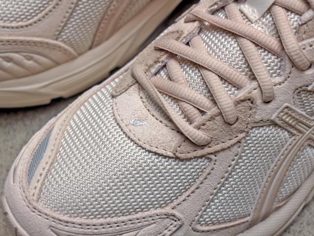 GT-2160 “CREAM/FEATHER GREY”01