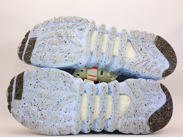 SPACE HIPPIE 03 s-12446-4 - 9