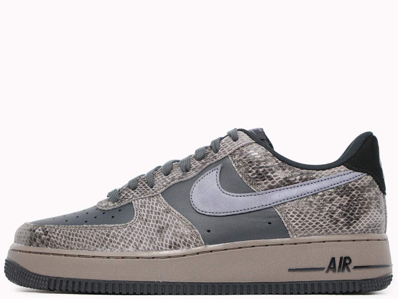 AIR FORCE 1 07 LV8