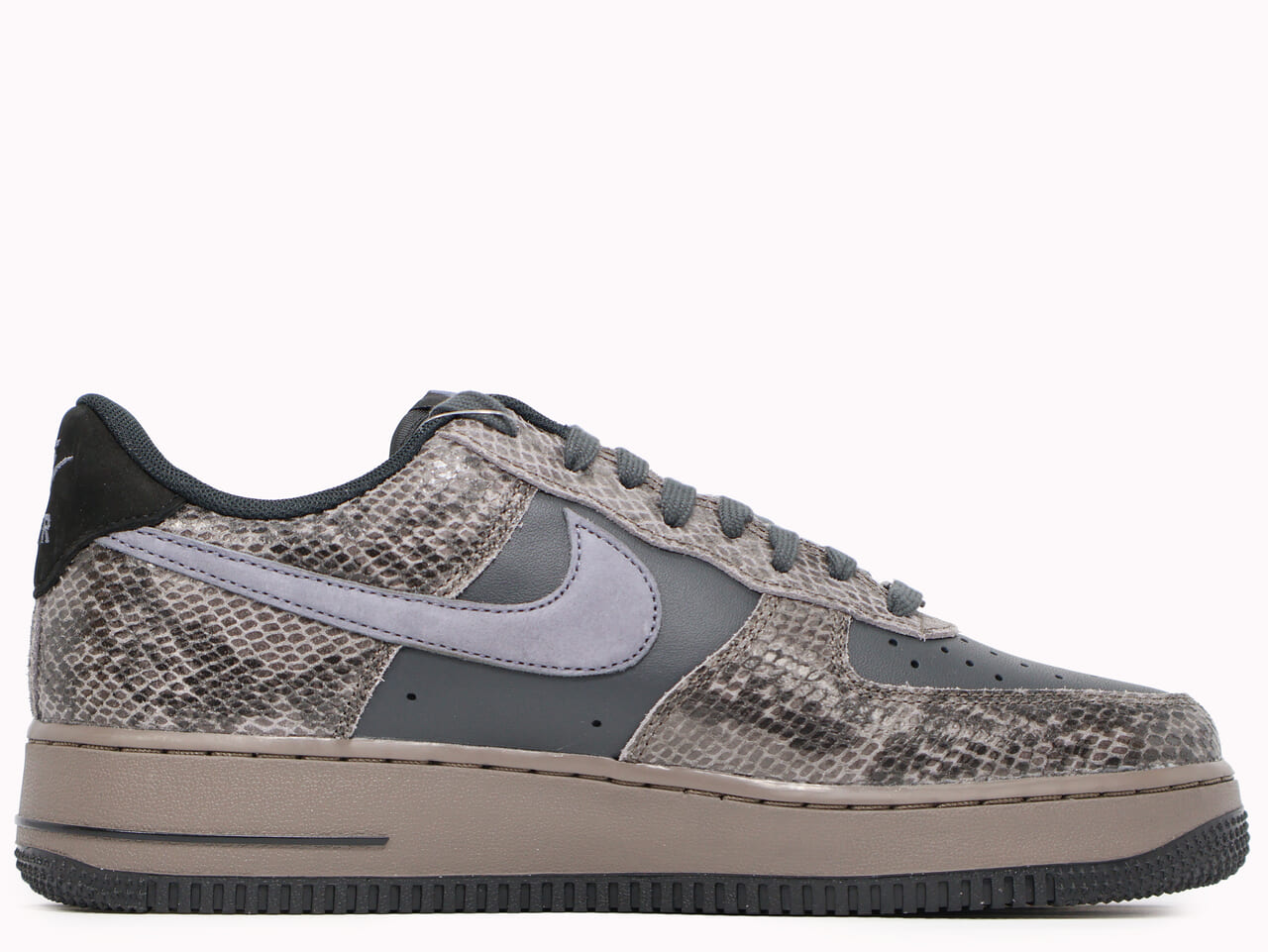 AIR FORCE 1 07 LV8 HF2898-001 - 1