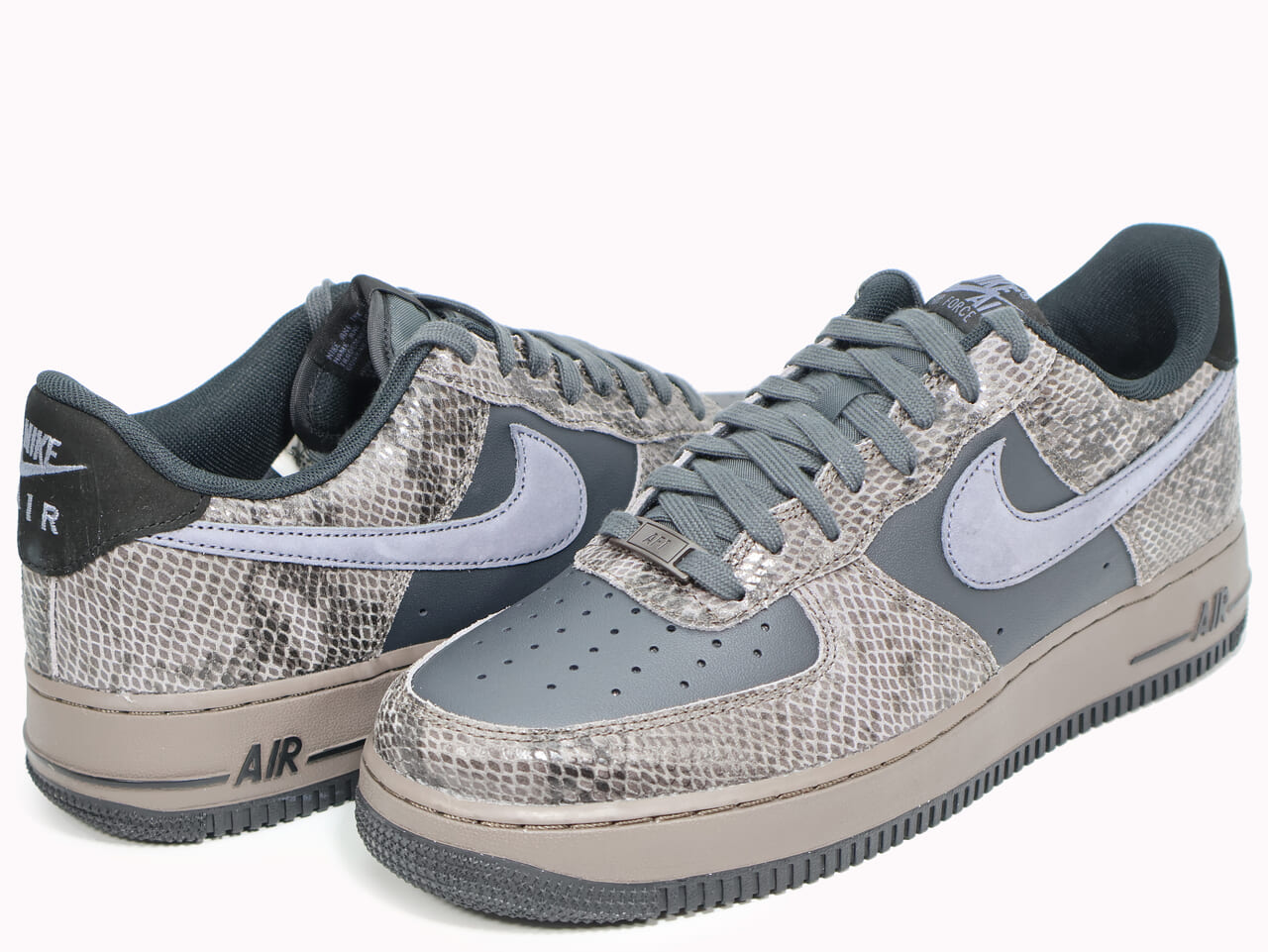 AIR FORCE 1 07 LV8 HF2898-001 - 2
