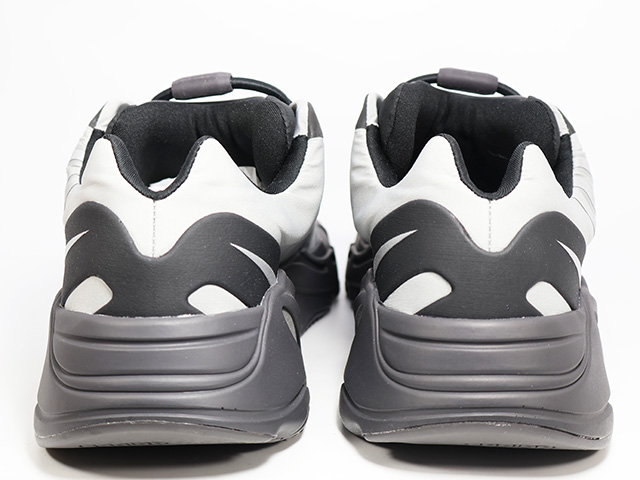 YEEZY BOOST 700 MNVN k-77238-2 - 4