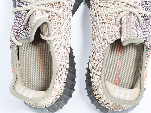 YEEZY BOOST 350 V2 k-77238-4 - 8