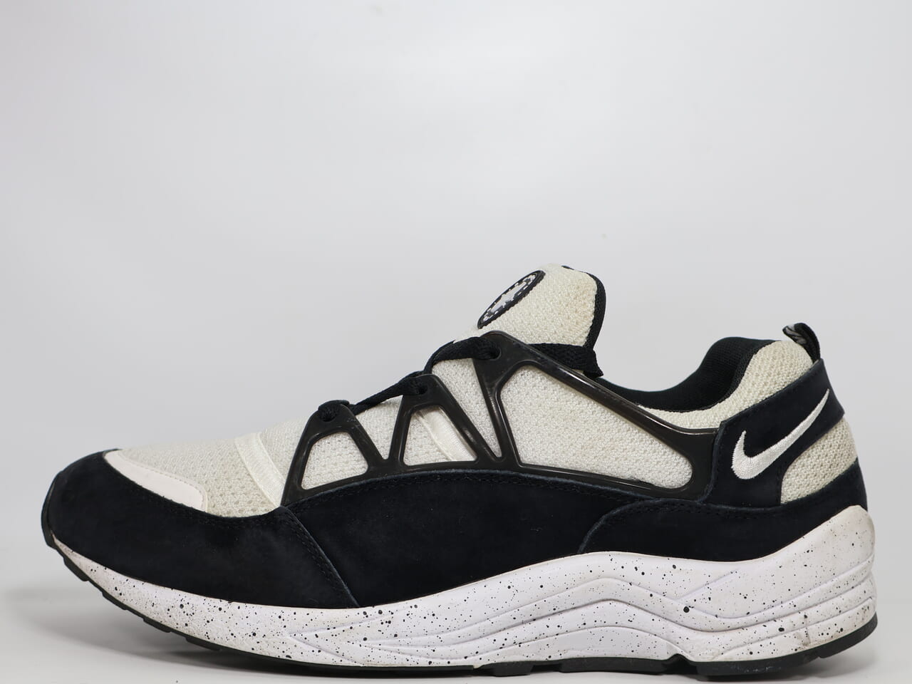 AIR HUARACHE LIGHT