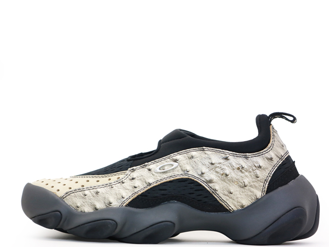 OAKLEY OSTRICH FLESH SANDAL