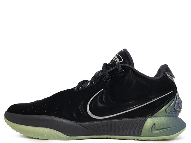 LEBRON 21